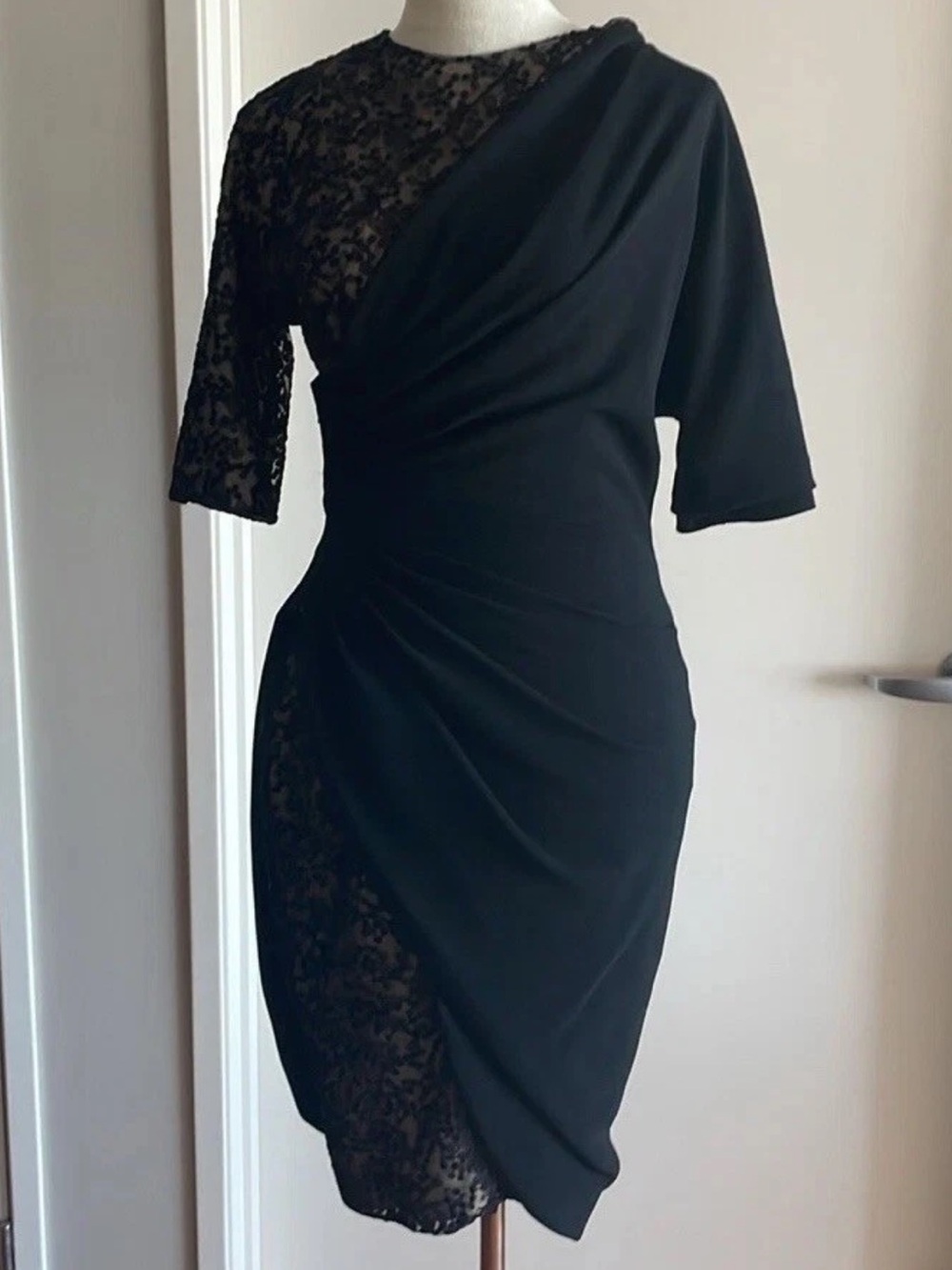 Max Mara Black Ruched Lace Silk Lined Sheath Cocktail Dress IT 42 US 8 NWT